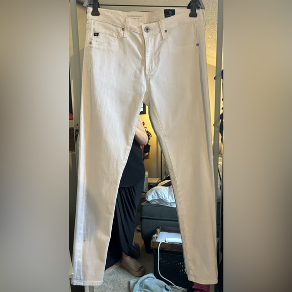 AG Adriano Goldschmied NWOT Women's Legging Ankle Jeans, in White. - Picture 4 of 12